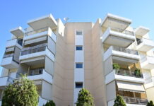 Μαρούσι: Ο τσακωμός, η αναρρίχηση και η πτώση της 27χρονης στο κενό