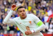 Άσχημη κίνηση του Εμπαπέ: Μπήκε αλλαγή σε φιλικό της Εθνικής Γαλλίας και απαίτησε το περιβραχιόνιο από τον Καντέ