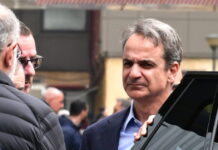 Ο Κυριάκος Μητσοτάκης ξανά στον Ευαγγελισμό όπου νοσηλεύεται με ανεύρυσμα ο Γιώργος Μυλωνάκης