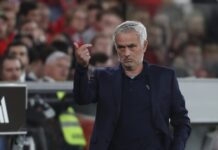 Ο Ζοσέ Μουρίνιο απέφυγε να απαντήσει για τη Ρεάλ Μαδρίτης: «Στόχος μου να βγάλω την Μπενφίκα στο Champions League»