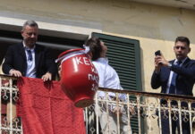 Κέρκυρα: Ατύχημα από τους Μπότηδες στη Λιστόν – Κανάτα έπεσε και έσπασε στο κεφάλι γυναίκας