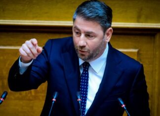 ΠΑΣΟΚ: Πρόσω ολοταχώς για το μπρα ντε φερ στη Βουλή την Πέμπτη για το Κράτος Δικαίου