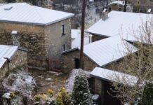 Καιρός: Ακραία πτώση της θερμοκρασίας μέσα σε λίγες ώρες – Από τους 27 βαθμούς στα χιόνια σε Νύμφαιο και Σέλι