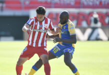 Πανσερραϊκός – Αστέρας Τρίπολης 0-0: Μοιρασιά στις Σέρρες, δεν εκμεταλλεύτηκε κανείς το δώρο του Παναιτωλικού