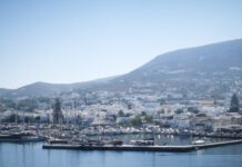 Πάρος: Ταλαιπωρία για 459 επιβάτες λόγω προβλήματος στην άγκυρα του πλοίου τους