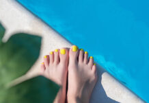 Τα χρώματα στο πεντικιούρ που είναι σούπερ για την άνοιξη και το καλοκαίρι