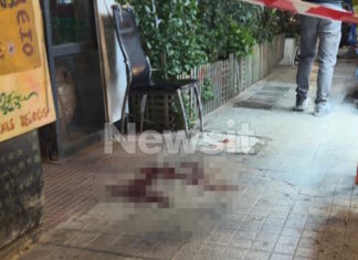 Αιματηρή ληστεία σε περίπτερο: «Τους είπε ‘δεν έχω χρήματα’ και τον μαχαίρωσαν», λέει φίλος του θύματος