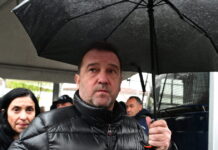 Νίκος Πλακιάς για το σποτ Καρυστιανού: «Τα περιστέρια έχουν και χαμηλές πτήσεις και συνήθως καταλήγουν σε κατσαρόλα»