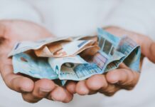 Προϋπολογισμός: Στο 1,47 δισ. ευρώ το πλεόνασμα στο α’ τρίμηνο του 2026- Τι έδειξαν τα στοιχεία για τα έσοδα από τους ΕΦΚ