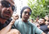 Ροναλντίνιο: Παραδόθηκε η ύποπτη για το πλαστό διαβατήριο του Βραζιλιάνου, που έφερε τη σύλληψή του το 2020