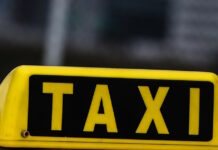 Πειραιάς: Εντοπίστηκε στο λιμάνι 41χρονος οδηγός με πλαστή άδεια ταξί και συνελήφθη