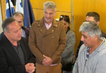 Θεσσαλονίκη: «Είδα το χέρι του να βγαίνει μέσα από τα σκουπίδια», είπε ο ένας από τους δύο υπαλλήλους που έσωσαν τον άστεγο από το απορριμματοφόρο