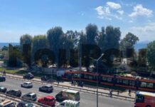 Καλαμάκι: Τραμ συγκρούστηκε με φορτηγάκι