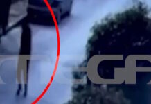 Γιώργος Τσιτόγλου: Η στιγμή που οι δύο νεαροί τρέπονται σε φυγή μετά τη δολοφονία του γνωστού τραγουδιστή στην Καρδίτσα