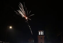 Ανάσταση: Με κατάνυξη το «Χριστός Ανέστη» σε Αθήνα και Θεσσαλονίκη – Το μήνυμα του Ιερώνυμου για ειρήνη