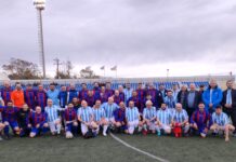 Βουλευτές στο γήπεδο της Σαντορίνης για καλό σκοπό – Από τα έδρανα στη σέντρα