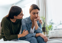 Ψυχική υγεία: Πότε η υποστήριξη γυρίζει… μπούμερανγκ;