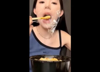 Σάλος με την νέα τάση αδυνατίσματος στην Κίνα – Τρώνε με πλαστική μεμβράνη και δεν καταπίνουν το φαγητό