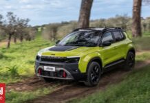 Το Jeep Avenger συνεχίζει ανανεωμένο και πιο ώριμο