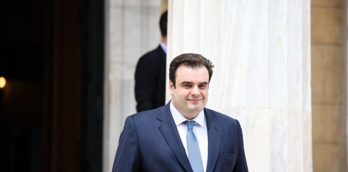 Kyiakos-Pierrakakis-1.jpg