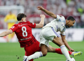 Φράιμπουργκ – Άστον Βίλα live ο τελικός του Europa League