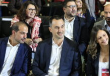 Τίτλοι τέλους για τη Νέα Αριστερά: Αποχωρούν την Τρίτη 7 βουλευτές