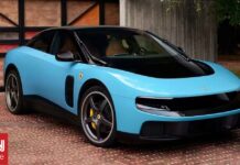 Η Ferrari Luce των 1.050 ίππων φέρνει την ηλεκτροκίνηση στο Maranello