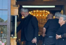 Κηδεία Γωγώς Μαστροκώστα: Τελευταίο αντίο στη δυνατή αυτή γυναίκα στο Ελληνικό