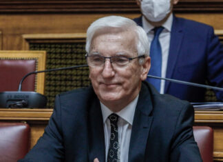 Ανδρουλάκης σε Δεμίρη: Έχετε δει τους λόγους της παρακολούθησης μου; Όχι – Ο διάλογος του προέδρου του ΠΑΣΟΚ με τον διοικητή της ΕΥΠ