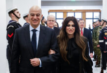 Η Κίμπερλι Γκιλφόιλ ανήρτησε βίντεο με τον Νίκο Δένδια να λέει ότι η Ελλάδα έχει από τις ισχυρότερες αεροπορίες στον πλανήτη