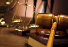 Ζητείται από δικηγόρους επιστροφή 600 ευρώ που πήραν κατά την πανδημία – Επιστολή σε Πιερρακάκη και Κεραμέως