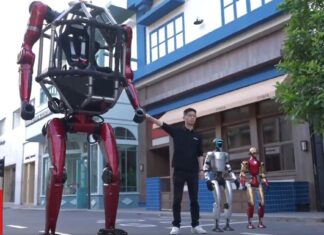 Το sci-fi γίνεται πραγματικότητα: Το πρώτο ρομπότ mecha μαζικής παραγωγής που κοστίζει 500.000 ευρώ