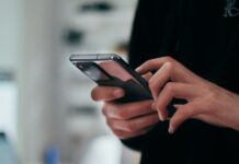 Κατασχέσεις και πλειστηριασμοί: Ποιοι οφειλέτες κινδυνεύουν – Τηλεφωνικές προειδοποιήσεις από την Εφορία