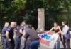 Ένταση έξω από το Μέγαρο Μαξίμου μεταξύ φοιτητών και αστυνομίας – Είχαν συγκεντρωθεί για διαμαρτυρία