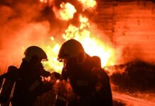 Φωτιά σε σπίτι στη Νέα Μάκρη – Άμεση επέμβαση της πυροσβεστικής
