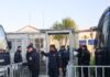 Δίκη των Τεμπών: Συνεχίζεται η διαδικασία στη δικαστική αίθουσα του Γαιόπολις με τις επιπλέον 100 θέσεις