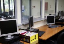 Πρώην στέλεχος τραπεζικής εταιρείας κέρδισε τη δικαστική μάχη για τα μπόνους που του «έφαγαν»