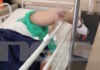 Ηράκλειο: Στη φυλακή ο 30χρονος που κατηγορείται για απόπειρα ανθρωποκτονίας της συζύγου του – «Ο γαμπρός μου έπαιζε θέατρο» λέει η μητέρα της 28χρονης