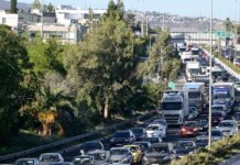 Κίνηση στους δρόμους: Μπλοκαρισμένη η άνοδος της Κηφισίας λόγω της συναυλίας των Metallica – Στα «κόκκινα» και ο Κηφισός