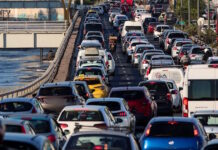 Καραμπόλα επτά οχημάτων στον Κηφισό στο ύψος της Λυκόβρυσης – Κυκλοφοριακό κομφούζιο στο σημείο