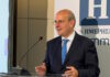 Κωστής Χατζηδάκης: Παραγωγικότητα, επενδύσεις και αξιολόγηση στο επίκεντρο των νέων μεταρρυθμίσεων