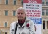 Πρωτομαγιά: «Είμαι εδώ γιατί αντικαθιστώ τους 200 της Καισαριανής» – Ποια είναι η 80χρονη που καθόταν στη μέση της Λ. Αμαλίας