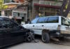 Τροχαίο στη Λαμία: Αυτοκίνητο «καρφώθηκε» σε παρκαρισμένο, βίντεο και φωτογραφίες