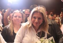 «Ελπίδα για τη Δημοκρατία»: «Η πρώτη Χάρτα ήταν του Ρήγα, η δεύτερη της Μαρίας Καρυστιανού» – Θερμό κλίμα στο Ολύμπιον για το νέο κόμμα