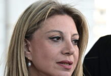 Η Μαρία Καρυστιανού ζητά αναβάθμιση κατηγοριών για τον Κώστα Καραμανλή – «Θα τα πούμε όλα την Πέμπτη», είπε για το νέο κόμμα