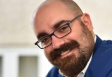 Πέθανε ο δημοσιογράφος Θωμάς Μαρκόπουλος σε ηλικία 34 ετών