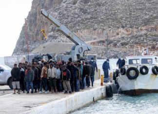 Πλεύρης από Κρήτη για μεταναστευτικές ροές: Το καλοκαίρι δεν βλέπω μειώσεις όπως στο Ανατολικό Αιγαίο