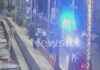 Μικρολίμανο: Η στιγμή που φτάνουν τα περιπολικά και το ασθενοφόρο που παραλαμβάνει τον δραπέτη «Τίτι» μετά τους πυροβολισμούς