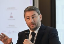 Νίκος Ανδρουλάκης: Συμμορία στο Μαξίμου υπό τον πρωθυπουργό, που δημιουργεί συνθήκες παρακμής