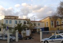 Πύργος: Θρίλερ με νεκρό άνδρα που μεταφέρθηκε στο νοσοκομείο σε πορτ μπαγκάζ αυτοκινήτου